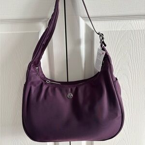 lululemon athletica shoulder bag
